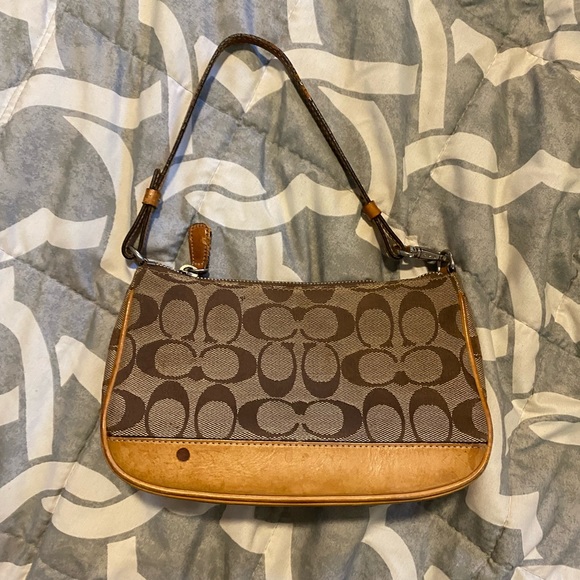 Vintage coach - Picture 1 of 7